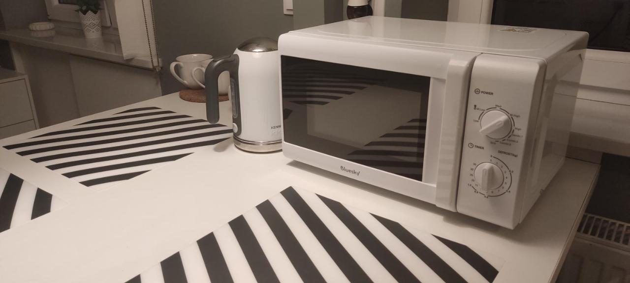 Be My Guest - Hoza Studio - Pkin Super Centrum Metro Wi-Fi Breakfast Varsovie Extérieur photo
